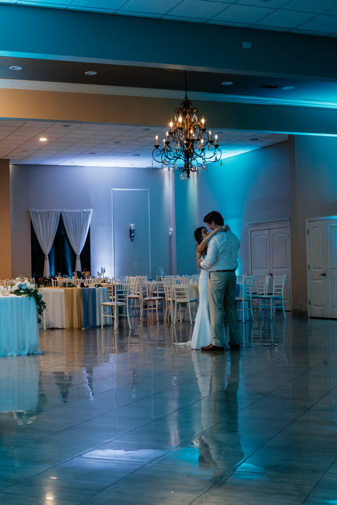 last dance, dance floor, chandlier, wedding venue in kansas city, romantic, elegant, bridgerton inspired reception